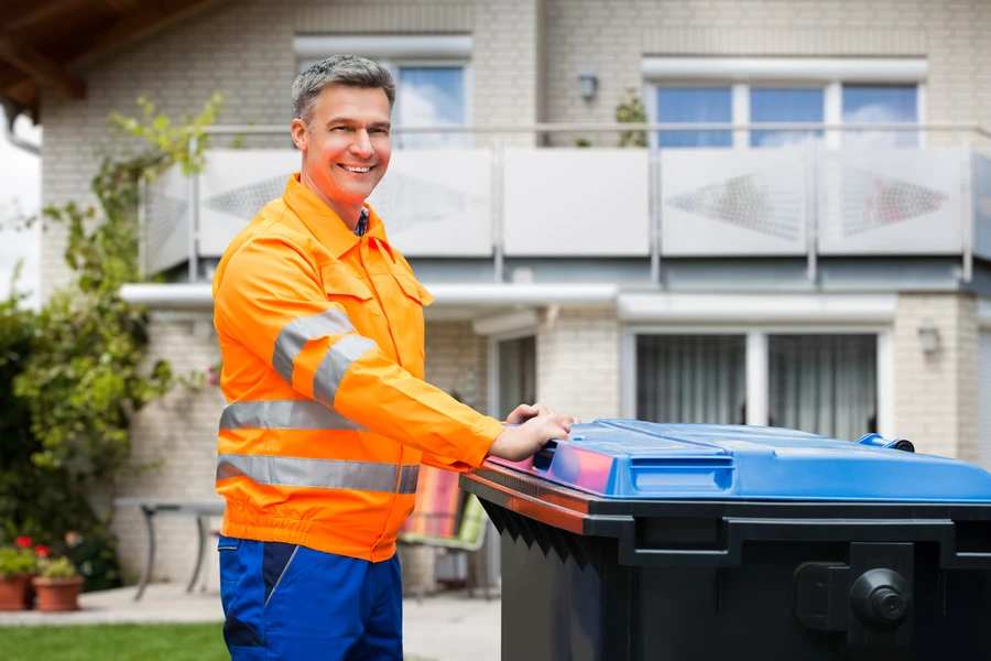 How To Choose The Right Garbage Collection Service Palm Springs, CA How To Choose The Right Garbage Collection Service Palm Springs, CA